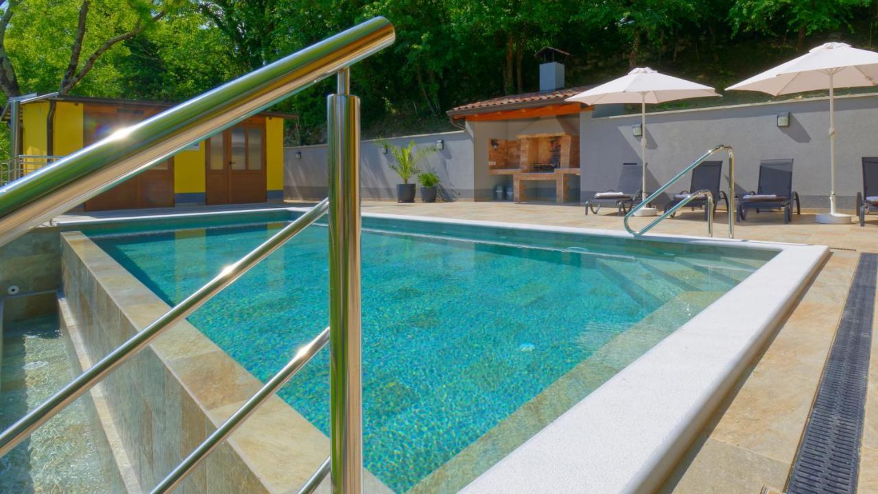 Casa Valla By Rent Istria Buzet Buitenkant foto