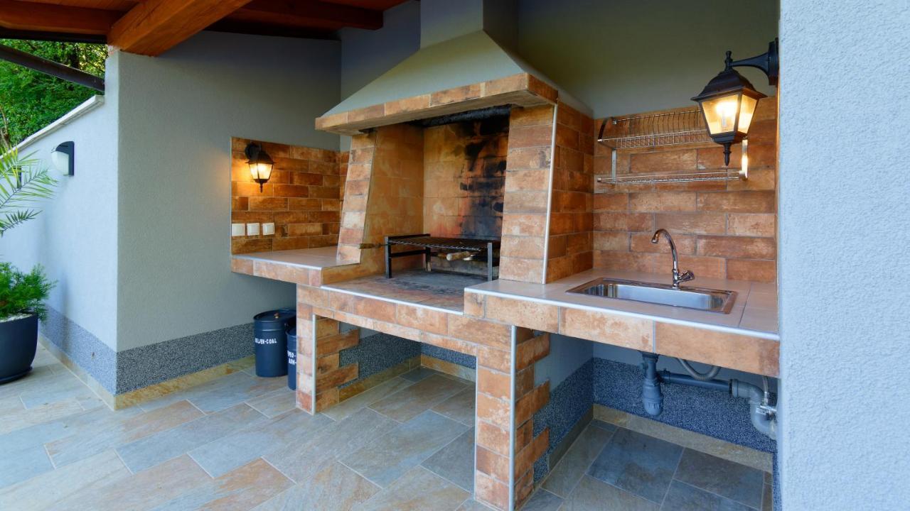 Casa Valla By Rent Istria Buzet Buitenkant foto