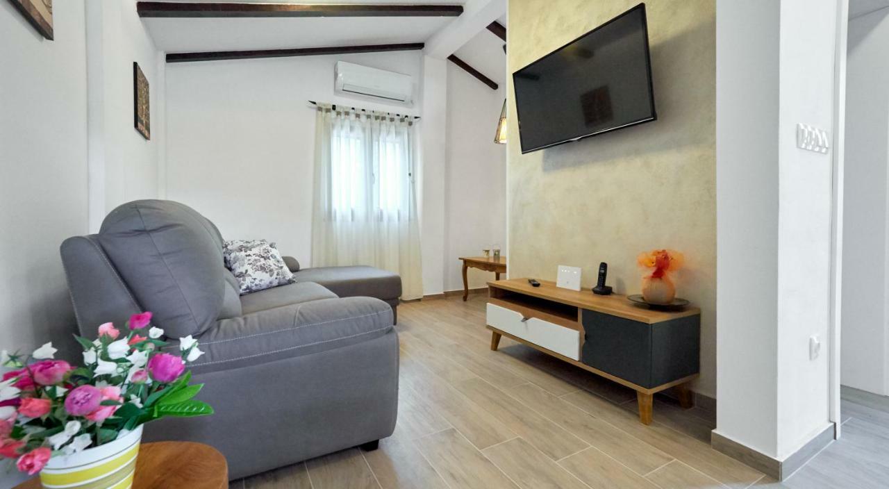 Casa Valla By Rent Istria Buzet Buitenkant foto